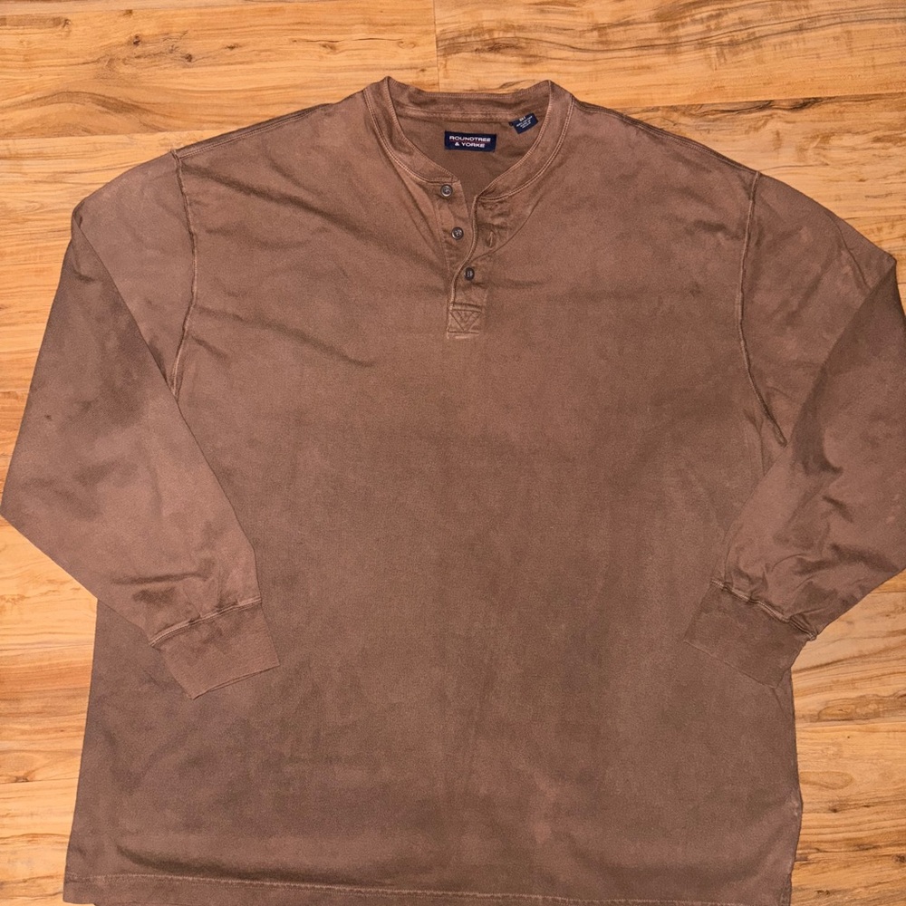 Roundtree & Yorke Long Sleeve Brown Henley Shirt